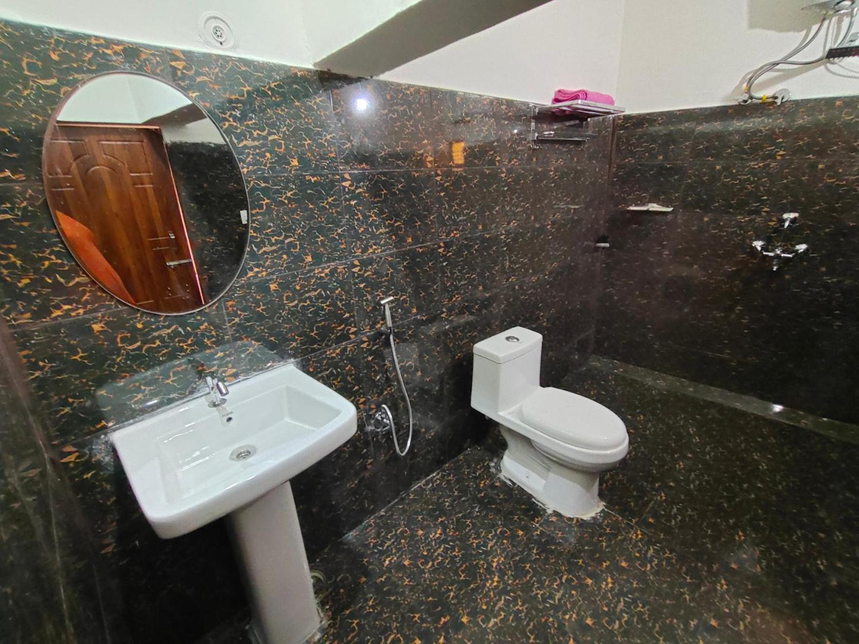 Alaknanda Homestay Karnaprayag Экстерьер фото